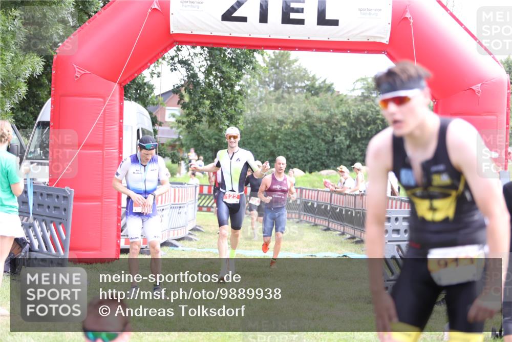 21.06.2026 - 29. Vierlanden-Triathlon Andreas Tolksdorf http://msf.ph/oto/9889938 21.06.2026 12:50:43 Ziel 84, 122, 910, 924, 942, 943, 955, 975, 84, 122, 910, 924, 942, 943, 955, 975 meine-sportfotos.de
