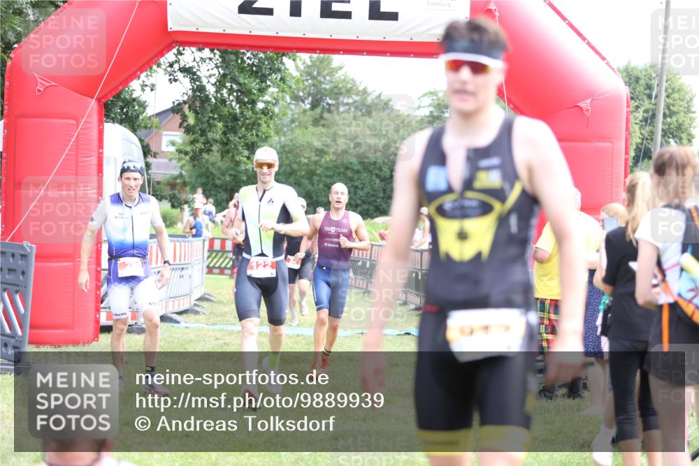21.06.2026 - 29. Vierlanden-Triathlon Andreas Tolksdorf http://msf.ph/oto/9889939 21.06.2026 12:50:44 Ziel 84, 122, 910, 924, 942, 943, 955, 975, 84, 122, 910, 924, 942, 943, 955, 975 meine-sportfotos.de