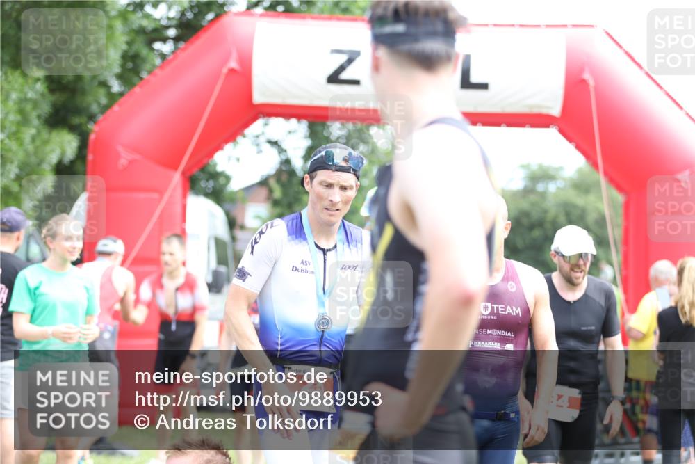 21.06.2026 - 29. Vierlanden-Triathlon Andreas Tolksdorf http://msf.ph/oto/9889953 21.06.2026 12:50:53 Ziel 145, 910, 924, 975, 145, 910, 924, 975 meine-sportfotos.de