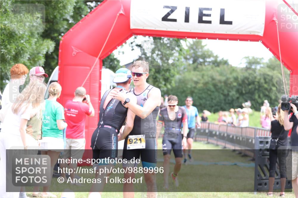 21.06.2026 - 29. Vierlanden-Triathlon Andreas Tolksdorf http://msf.ph/oto/9889996 21.06.2026 12:52:00 Ziel 677, 941, 954, 959, 981, 677, 941, 954, 959, 981 meine-sportfotos.de
