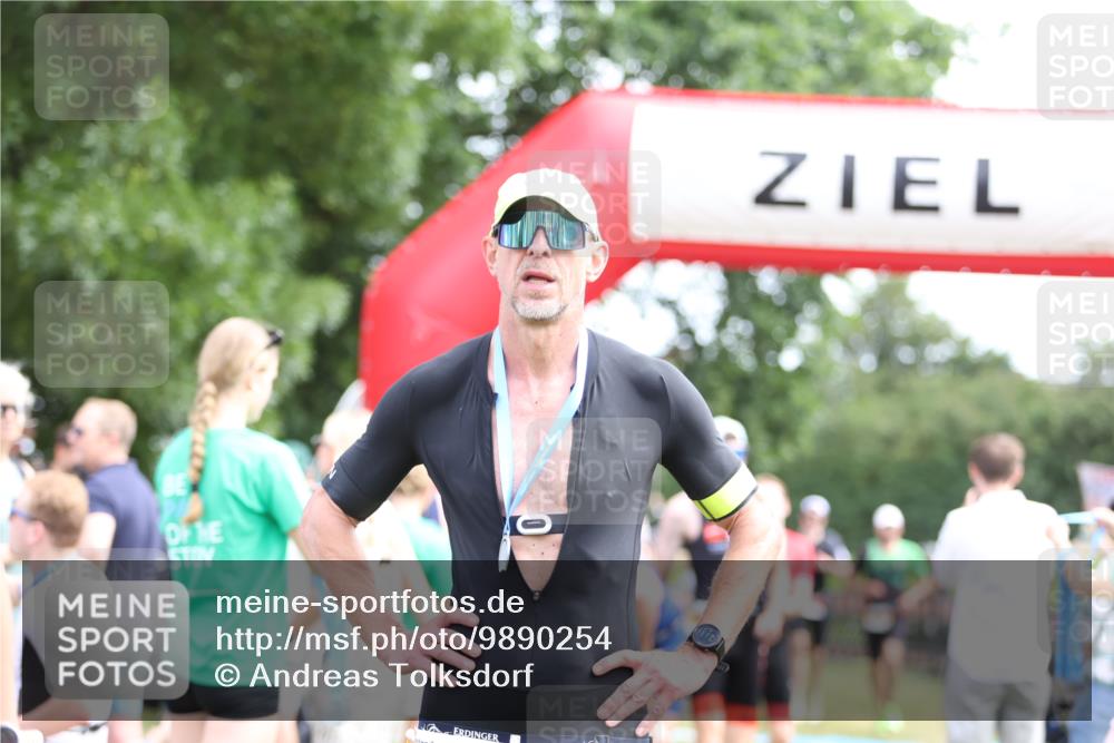 21.06.2026 - 29. Vierlanden-Triathlon Andreas Tolksdorf http://msf.ph/oto/9890254 21.06.2026 12:57:17 Ziel 14, 721, 925, 929, 965, 973, 980, 14, 721, 925, 929, 965, 973, 980 meine-sportfotos.de