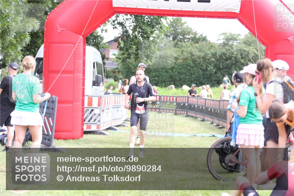 21.06.2026 - 29. Vierlanden-Triathlon Andreas Tolksdorf http://msf.ph/oto/9890284 21.06.2026 12:57:47 Ziel 78, 106, 706, 945, 78, 106, 706, 945 meine-sportfotos.de