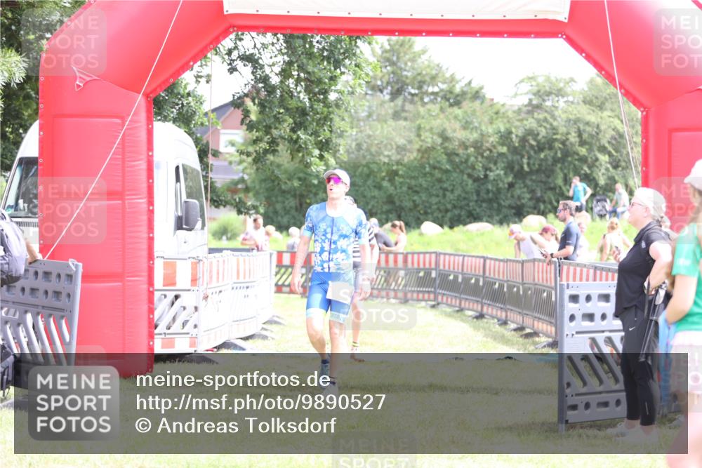 21.06.2026 - 29. Vierlanden-Triathlon Andreas Tolksdorf http://msf.ph/oto/9890527 21.06.2026 13:03:30 Ziel 139, 199, 728, 787, 979, 139, 199, 728, 787, 979 meine-sportfotos.de