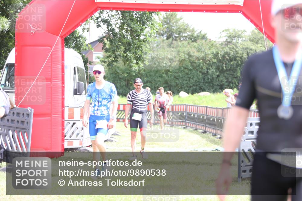 21.06.2026 - 29. Vierlanden-Triathlon Andreas Tolksdorf http://msf.ph/oto/9890538 21.06.2026 13:03:31 Ziel 139, 199, 728, 787, 979, 139, 199, 728, 787, 979 meine-sportfotos.de