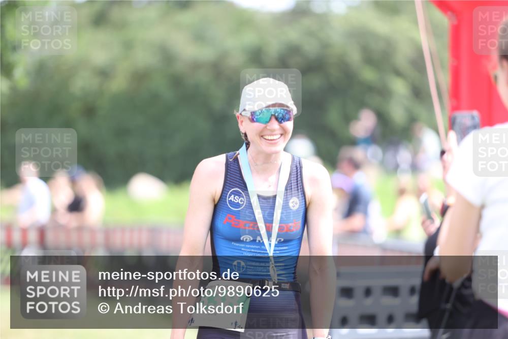 21.06.2026 - 29. Vierlanden-Triathlon Andreas Tolksdorf http://msf.ph/oto/9890625 21.06.2026 13:06:03 Ziel 121, 121 meine-sportfotos.de