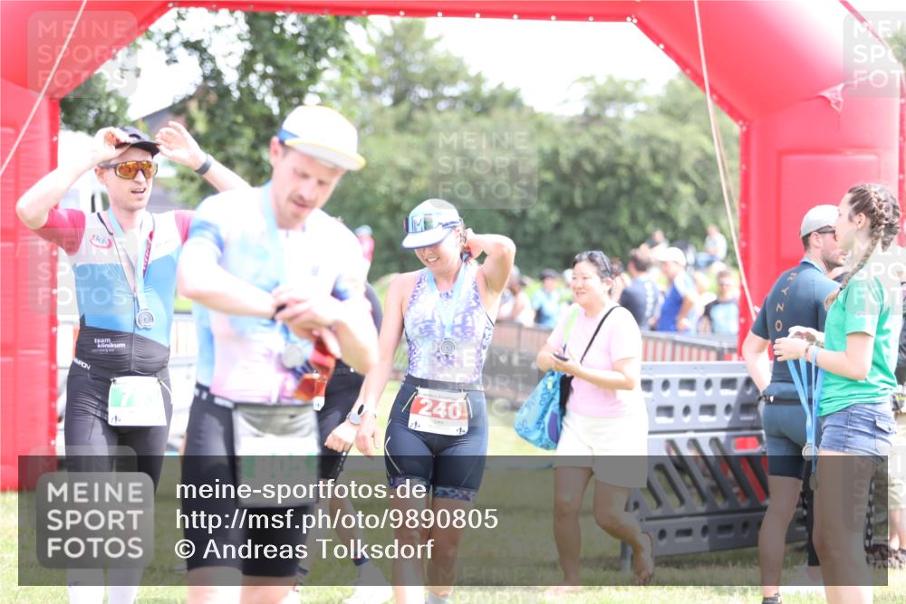 21.06.2026 - 29. Vierlanden-Triathlon Andreas Tolksdorf http://msf.ph/oto/9890805 21.06.2026 13:10:39 Ziel 46, 191, 699, 46, 191, 699 meine-sportfotos.de