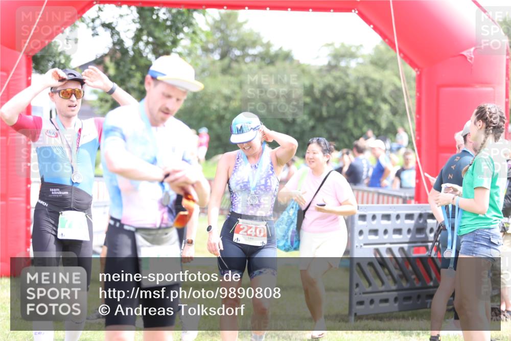 21.06.2026 - 29. Vierlanden-Triathlon Andreas Tolksdorf http://msf.ph/oto/9890808 21.06.2026 13:10:39 Ziel 46, 191, 699, 46, 191, 699 meine-sportfotos.de