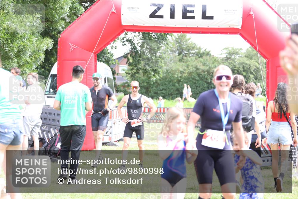 21.06.2026 - 29. Vierlanden-Triathlon Andreas Tolksdorf http://msf.ph/oto/9890998 21.06.2026 13:15:45 Ziel 159, 930, 159, 930 meine-sportfotos.de