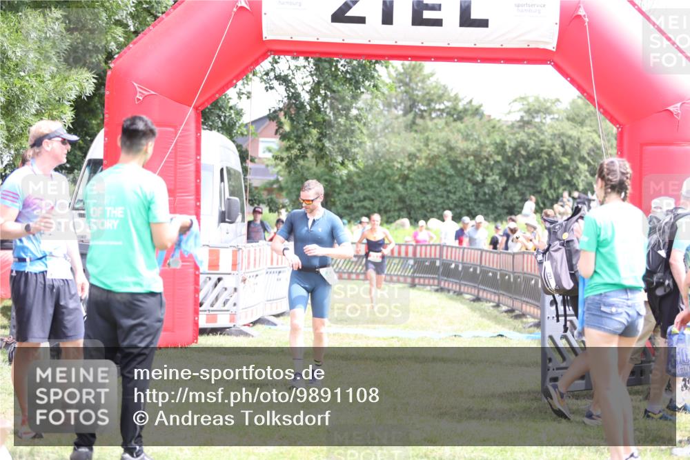 21.06.2026 - 29. Vierlanden-Triathlon Andreas Tolksdorf http://msf.ph/oto/9891108 21.06.2026 13:17:45 Ziel 253, 696, 744, 253, 696, 744 meine-sportfotos.de