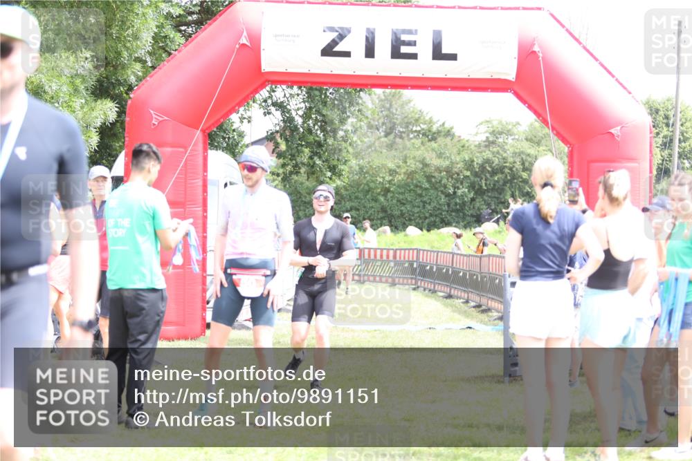 21.06.2026 - 29. Vierlanden-Triathlon Andreas Tolksdorf http://msf.ph/oto/9891151 21.06.2026 13:18:13 Ziel 659, 742, 798, 659, 742, 798 meine-sportfotos.de