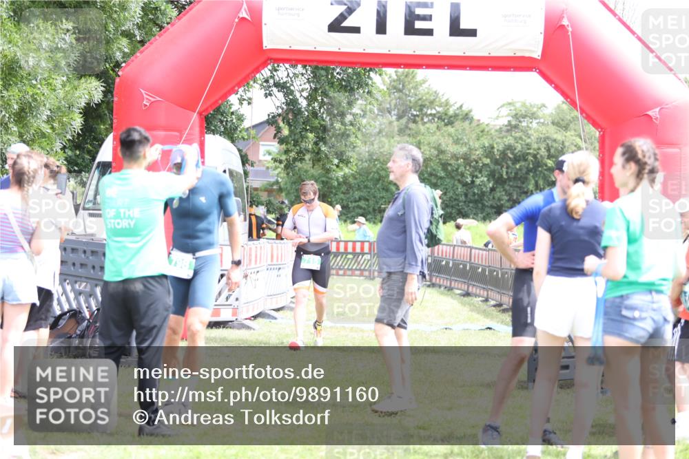 21.06.2026 - 29. Vierlanden-Triathlon Andreas Tolksdorf http://msf.ph/oto/9891160 21.06.2026 13:18:29 Ziel 715, 773, 715, 773 meine-sportfotos.de