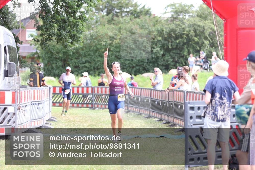 21.06.2026 - 29. Vierlanden-Triathlon Andreas Tolksdorf http://msf.ph/oto/9891341 21.06.2026 13:22:02 Ziel 195, 740, 984, 195, 740, 984 meine-sportfotos.de