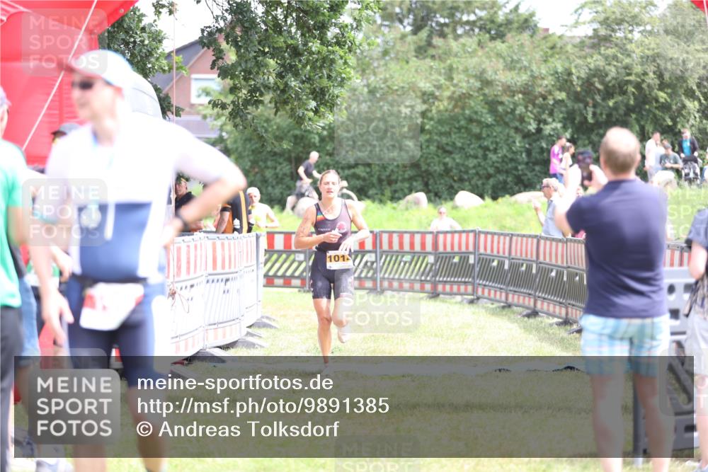 21.06.2026 - 29. Vierlanden-Triathlon Andreas Tolksdorf http://msf.ph/oto/9891385 21.06.2026 13:22:21 Ziel 293, 779, 1014, 293, 779, 1014 meine-sportfotos.de