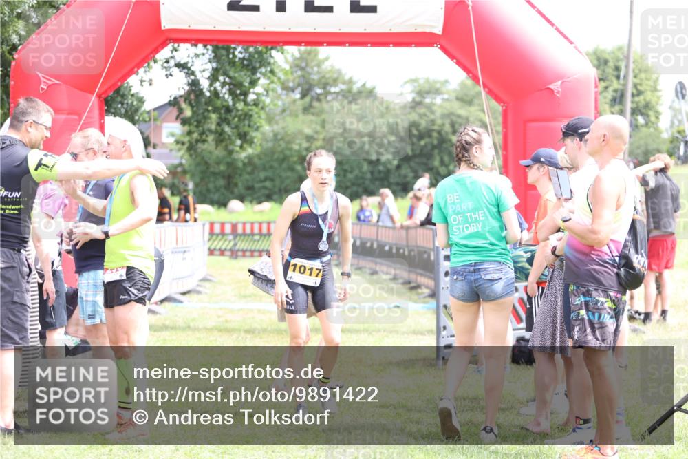 21.06.2026 - 29. Vierlanden-Triathlon Andreas Tolksdorf http://msf.ph/oto/9891422 21.06.2026 13:22:49 Ziel 731, 731 meine-sportfotos.de