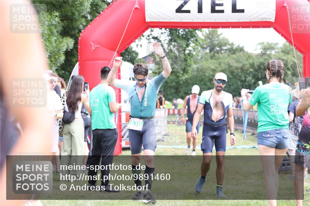 21.06.2026 - 29. Vierlanden-Triathlon Andreas Tolksdorf http://msf.ph/oto/9891460 21.06.2026 13:23:14 Ziel 39, 39 meine-sportfotos.de