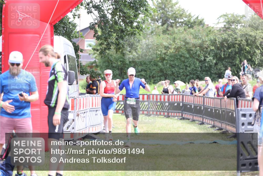 21.06.2026 - 29. Vierlanden-Triathlon Andreas Tolksdorf http://msf.ph/oto/9891494 21.06.2026 13:24:05 Ziel 633, 759, 1000, 633, 759, 1000 meine-sportfotos.de
