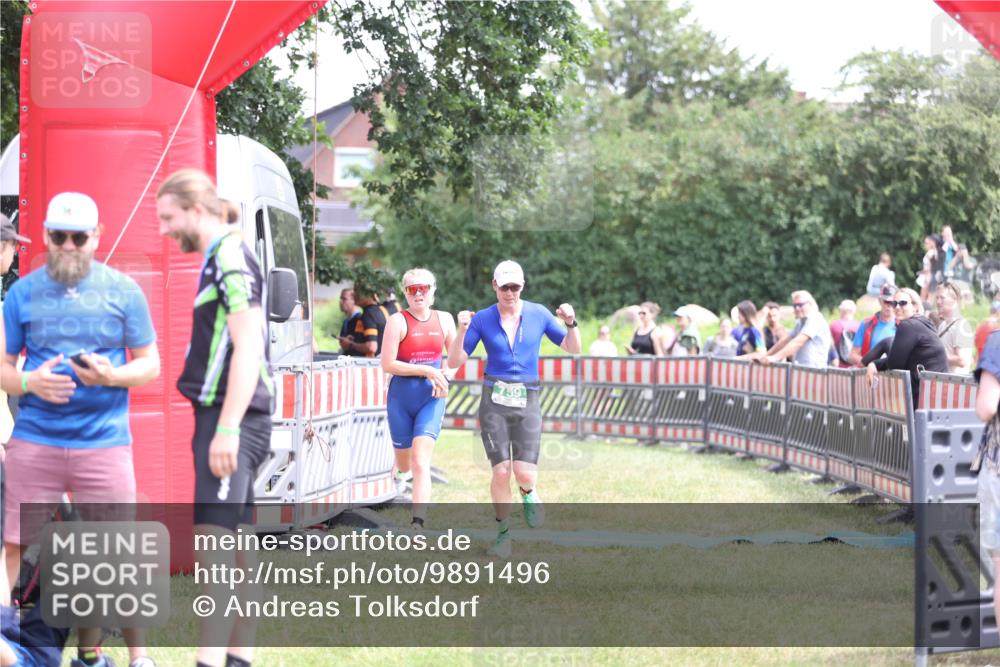 21.06.2026 - 29. Vierlanden-Triathlon Andreas Tolksdorf http://msf.ph/oto/9891496 21.06.2026 13:24:05 Ziel 633, 759, 1000, 633, 759, 1000 meine-sportfotos.de