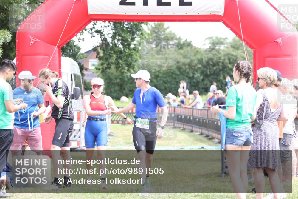 21.06.2026 - 29. Vierlanden-Triathlon Andreas Tolksdorf http://msf.ph/oto/9891505 21.06.2026 13:24:08 Ziel 633, 759, 777, 983, 1000, 633, 759, 777, 983, 1000 meine-sportfotos.de