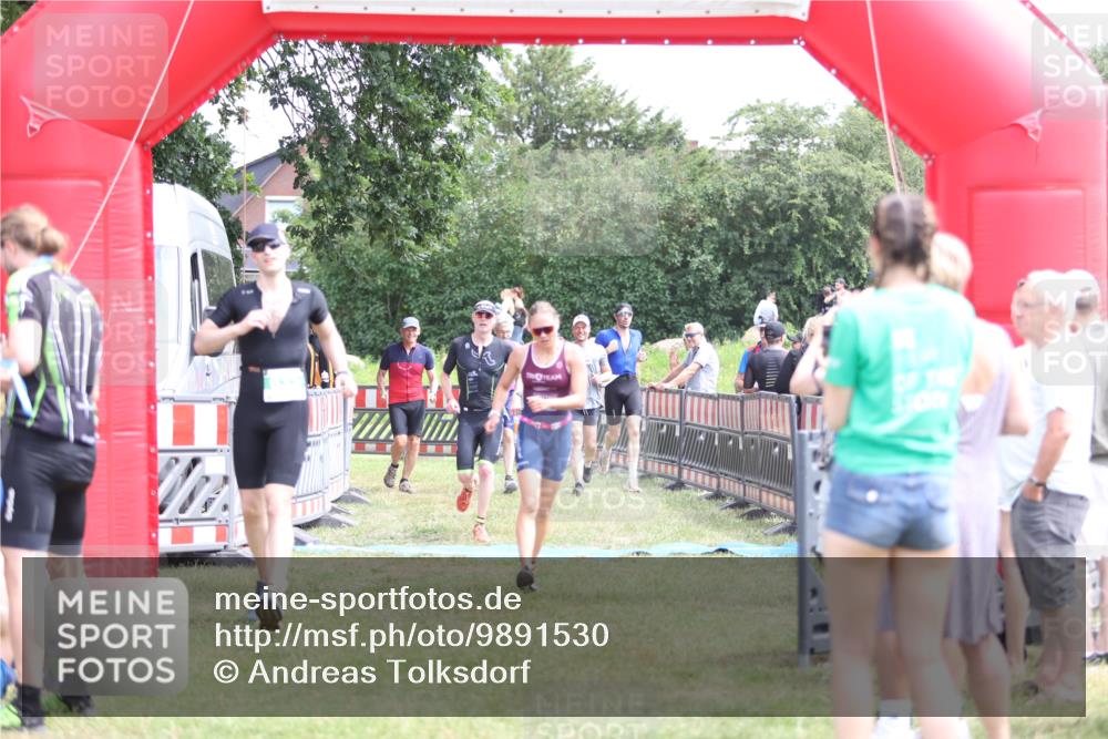21.06.2026 - 29. Vierlanden-Triathlon Andreas Tolksdorf http://msf.ph/oto/9891530 21.06.2026 13:24:17 Ziel 288, 633, 680, 777, 983, 985, 288, 633, 680, 777, 983, 985 meine-sportfotos.de