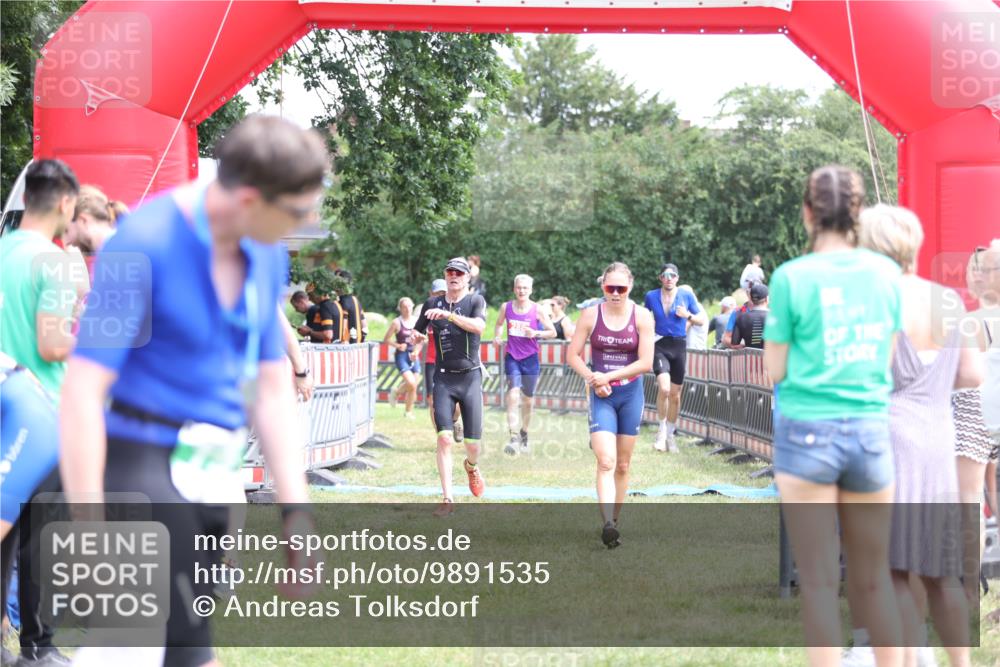 21.06.2026 - 29. Vierlanden-Triathlon Andreas Tolksdorf http://msf.ph/oto/9891535 21.06.2026 13:24:18 Ziel 288, 633, 680, 777, 983, 985, 288, 633, 680, 777, 983, 985 meine-sportfotos.de