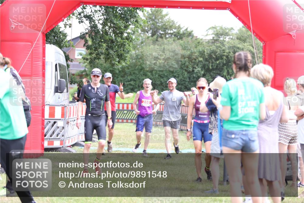 21.06.2026 - 29. Vierlanden-Triathlon Andreas Tolksdorf http://msf.ph/oto/9891548 21.06.2026 13:24:21 Ziel 288, 628, 633, 680, 777, 983, 985, 288, 628, 633, 680, 777, 983, 985 meine-sportfotos.de