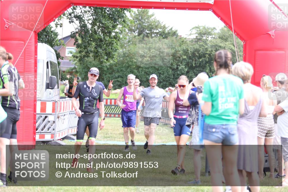 21.06.2026 - 29. Vierlanden-Triathlon Andreas Tolksdorf http://msf.ph/oto/9891553 21.06.2026 13:24:21 Ziel 288, 628, 633, 680, 777, 983, 985, 288, 628, 633, 680, 777, 983, 985 meine-sportfotos.de
