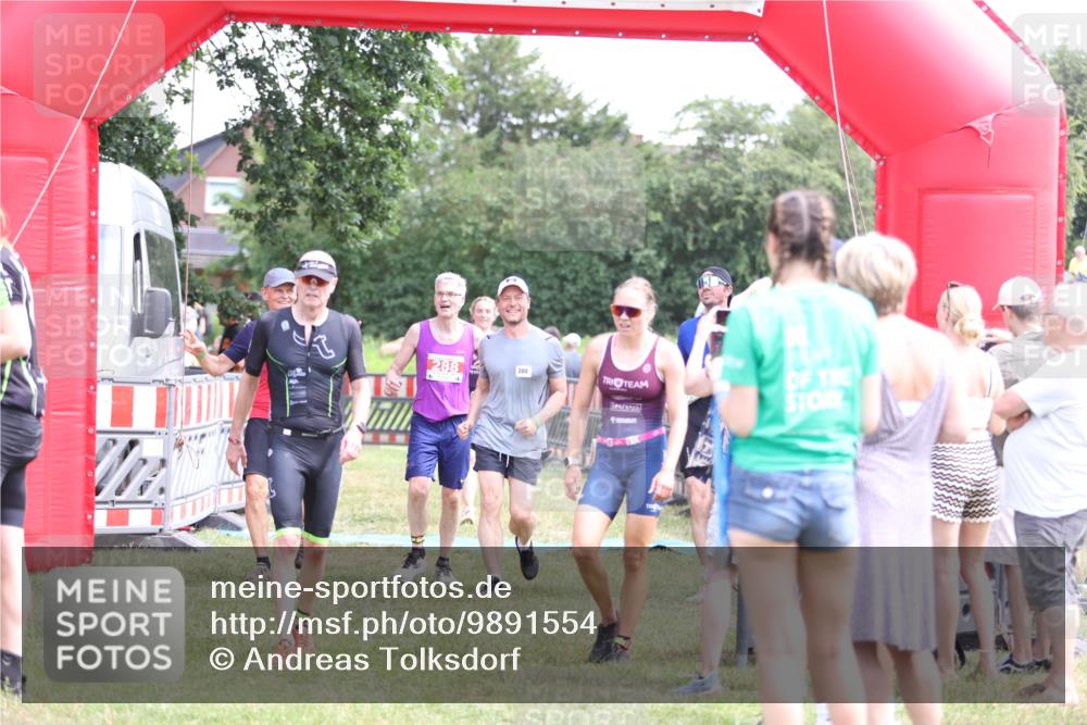 21.06.2026 - 29. Vierlanden-Triathlon Andreas Tolksdorf http://msf.ph/oto/9891554 21.06.2026 13:24:22 Ziel 288, 628, 680, 777, 983, 985, 288, 628, 680, 777, 983, 985 meine-sportfotos.de