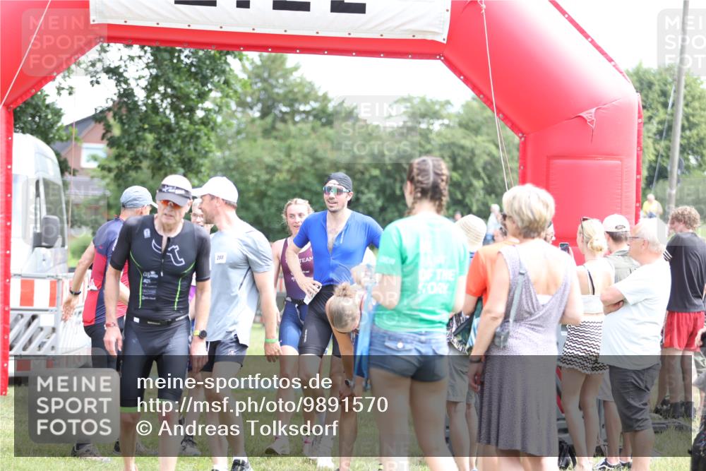 21.06.2026 - 29. Vierlanden-Triathlon Andreas Tolksdorf http://msf.ph/oto/9891570 21.06.2026 13:24:25 Ziel 288, 628, 643, 652, 680, 985, 288, 628, 643, 652, 680, 985 meine-sportfotos.de