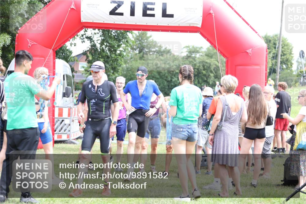 21.06.2026 - 29. Vierlanden-Triathlon Andreas Tolksdorf http://msf.ph/oto/9891582 21.06.2026 13:24:26 Ziel 288, 628, 643, 652, 680, 985, 288, 628, 643, 652, 680, 985 meine-sportfotos.de