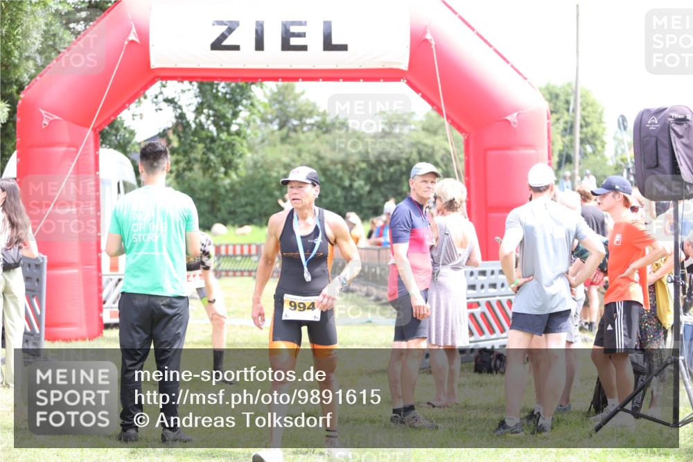 21.06.2026 - 29. Vierlanden-Triathlon Andreas Tolksdorf http://msf.ph/oto/9891615 21.06.2026 13:25:52 Ziel 287, 287 meine-sportfotos.de