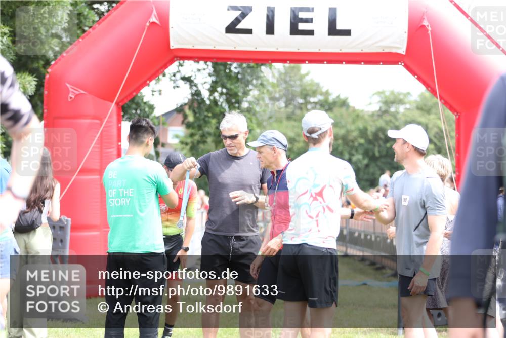 21.06.2026 - 29. Vierlanden-Triathlon Andreas Tolksdorf http://msf.ph/oto/9891633 21.06.2026 13:26:13 Ziel 135, 135 meine-sportfotos.de