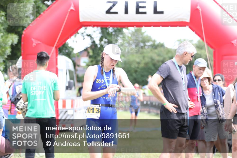 21.06.2026 - 29. Vierlanden-Triathlon Andreas Tolksdorf http://msf.ph/oto/9891661 21.06.2026 13:26:52 Ziel 242, 992, 242, 992 meine-sportfotos.de