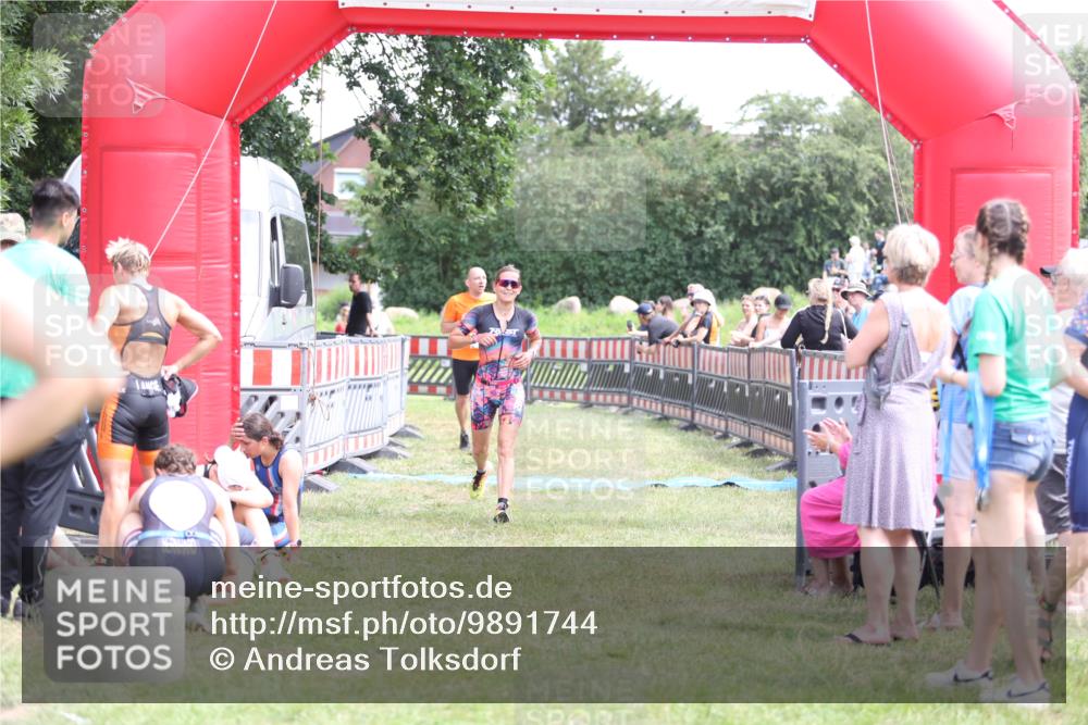 21.06.2026 - 29. Vierlanden-Triathlon Andreas Tolksdorf http://msf.ph/oto/9891744 21.06.2026 13:28:28 Ziel 38, 684, 835, 1009, 38, 684, 835, 1009 meine-sportfotos.de
