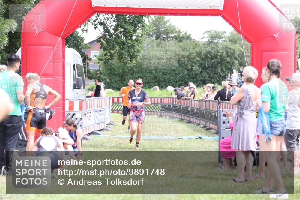 21.06.2026 - 29. Vierlanden-Triathlon Andreas Tolksdorf http://msf.ph/oto/9891748 21.06.2026 13:28:28 Ziel 38, 684, 835, 1009, 38, 684, 835, 1009 meine-sportfotos.de