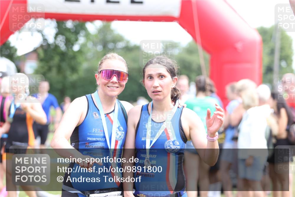 21.06.2026 - 29. Vierlanden-Triathlon Andreas Tolksdorf http://msf.ph/oto/9891800 21.06.2026 13:29:01 Ziel 648, 746, 901, 1004, 648, 746, 901, 1004 meine-sportfotos.de