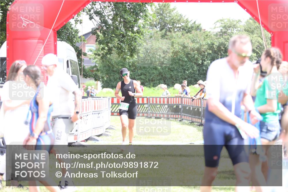 21.06.2026 - 29. Vierlanden-Triathlon Andreas Tolksdorf http://msf.ph/oto/9891872 21.06.2026 13:31:02 Ziel 887, 887 meine-sportfotos.de