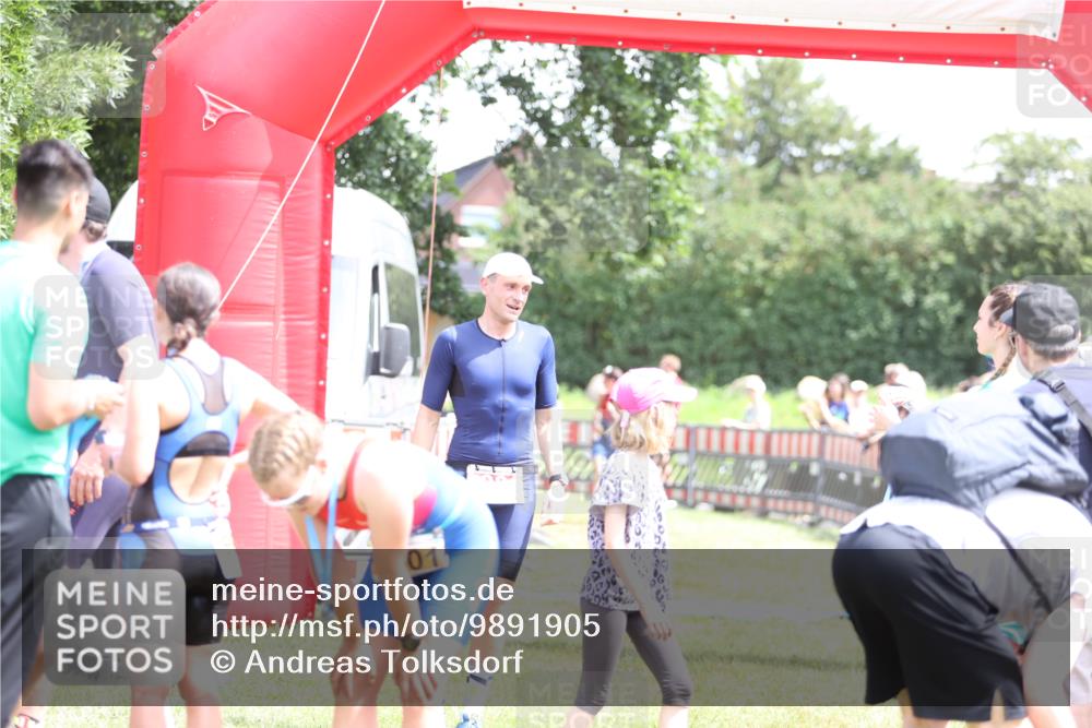 21.06.2026 - 29. Vierlanden-Triathlon Andreas Tolksdorf http://msf.ph/oto/9891905 21.06.2026 13:31:46 Ziel 98, 163, 999, 1021, 98, 163, 999, 1021 meine-sportfotos.de