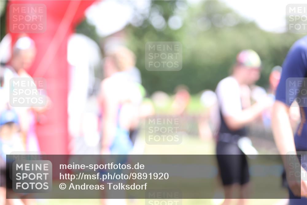 21.06.2026 - 29. Vierlanden-Triathlon Andreas Tolksdorf http://msf.ph/oto/9891920 21.06.2026 13:31:56 Ziel 163, 1021, 163, 1021 meine-sportfotos.de