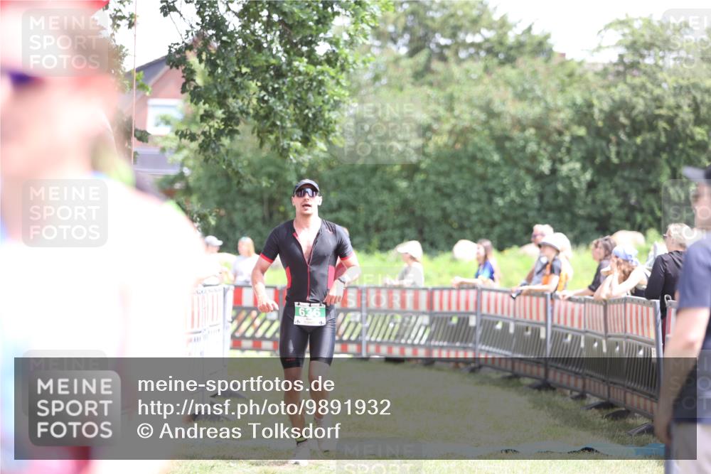 21.06.2026 - 29. Vierlanden-Triathlon Andreas Tolksdorf http://msf.ph/oto/9891932 21.06.2026 13:32:10 Ziel 636, 987, 636, 987 meine-sportfotos.de