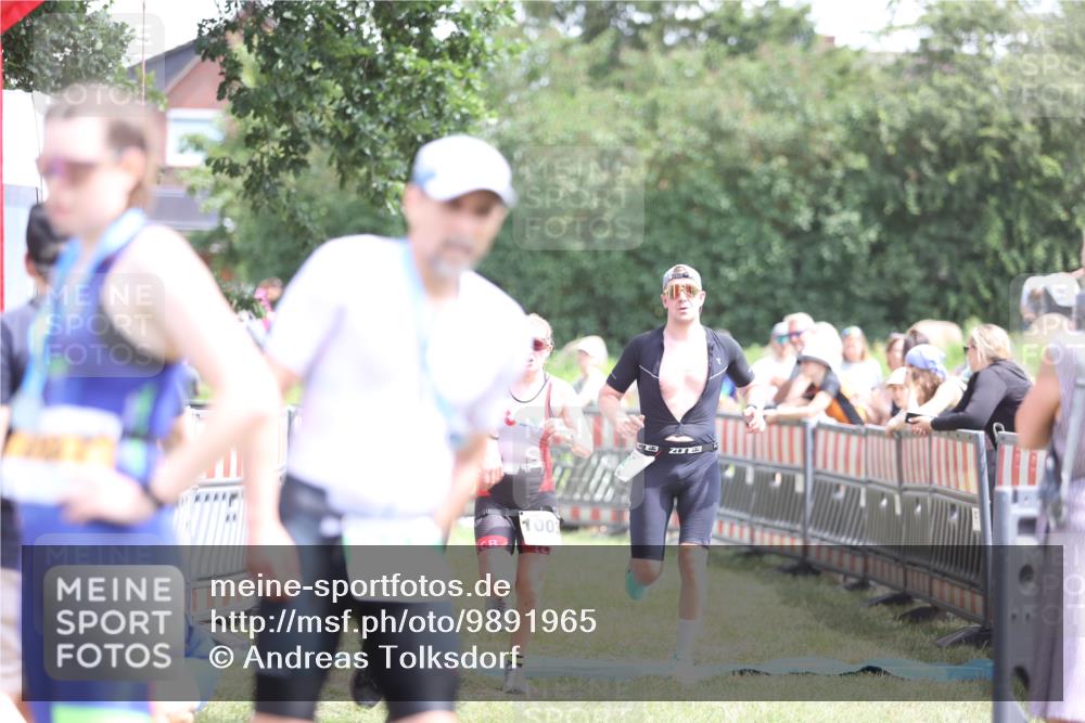 21.06.2026 - 29. Vierlanden-Triathlon Andreas Tolksdorf http://msf.ph/oto/9891965 21.06.2026 13:32:36 Ziel 683, 769, 986, 1003, 683, 769, 986, 1003 meine-sportfotos.de
