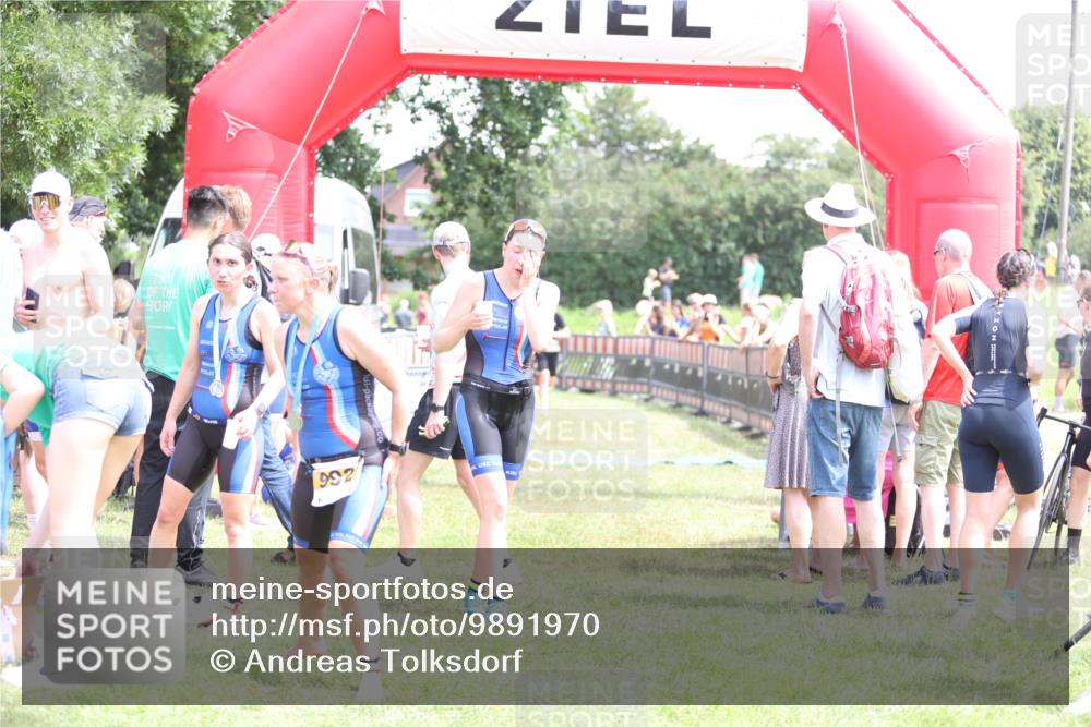 21.06.2026 - 29. Vierlanden-Triathlon Andreas Tolksdorf http://msf.ph/oto/9891970 21.06.2026 13:33:08 Ziel 172, 844, 872, 882, 897, 172, 844, 872, 882, 897 meine-sportfotos.de