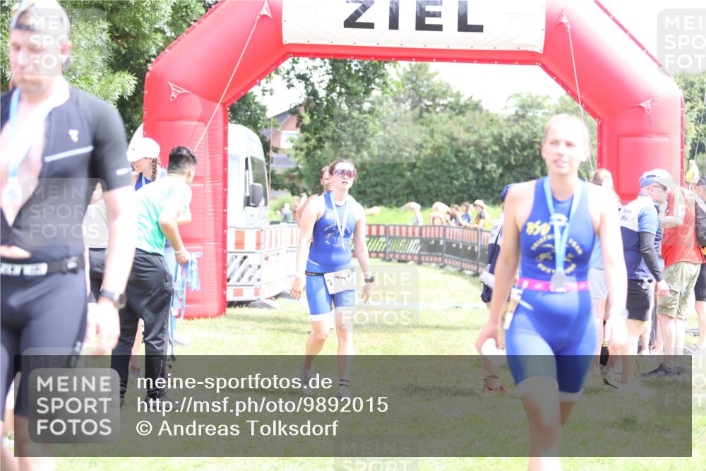 21.06.2026 - 29. Vierlanden-Triathlon Andreas Tolksdorf http://msf.ph/oto/9892015 21.06.2026 13:34:43 Ziel 171, 171 meine-sportfotos.de