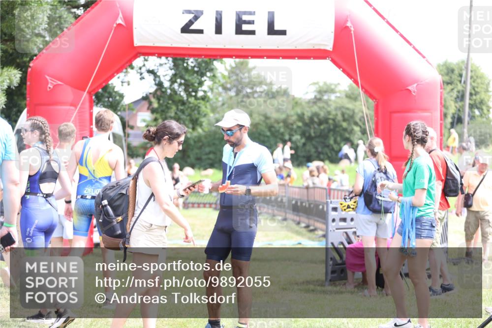 21.06.2026 - 29. Vierlanden-Triathlon Andreas Tolksdorf http://msf.ph/oto/9892055 21.06.2026 13:35:53 Ziel 278, 687, 723, 278, 687, 723 meine-sportfotos.de