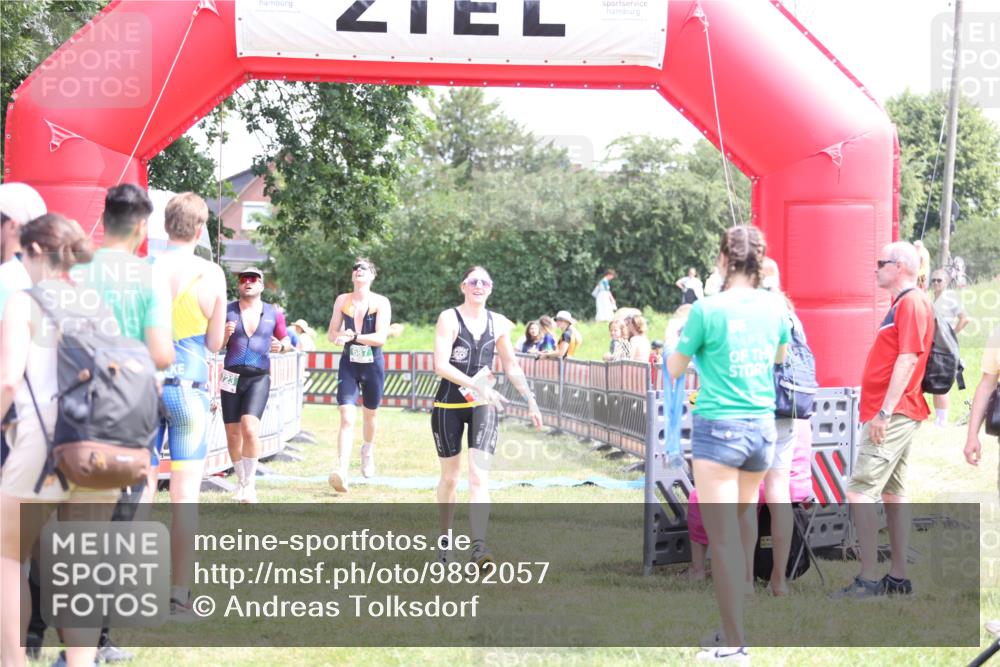 21.06.2026 - 29. Vierlanden-Triathlon Andreas Tolksdorf http://msf.ph/oto/9892057 21.06.2026 13:35:58 Ziel 153, 278, 687, 723, 153, 278, 687, 723 meine-sportfotos.de