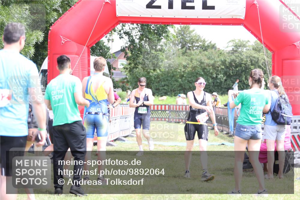 21.06.2026 - 29. Vierlanden-Triathlon Andreas Tolksdorf http://msf.ph/oto/9892064 21.06.2026 13:36:00 Ziel 153, 278, 687, 723, 153, 278, 687, 723 meine-sportfotos.de