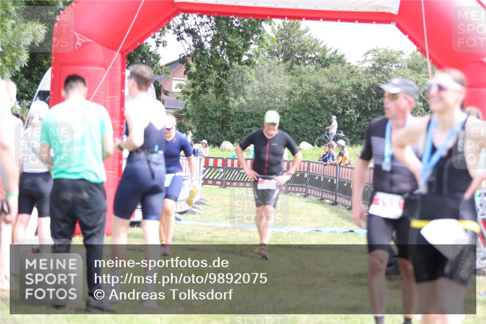 21.06.2026 - 29. Vierlanden-Triathlon Andreas Tolksdorf http://msf.ph/oto/9892075 21.06.2026 13:36:21 Ziel 5, 5 meine-sportfotos.de