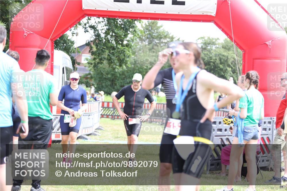 21.06.2026 - 29. Vierlanden-Triathlon Andreas Tolksdorf http://msf.ph/oto/9892079 21.06.2026 13:36:22 Ziel  meine-sportfotos.de
