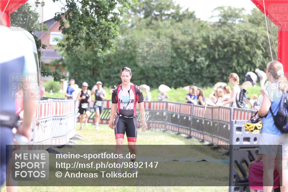 21.06.2026 - 29. Vierlanden-Triathlon Andreas Tolksdorf http://msf.ph/oto/9892147 21.06.2026 13:37:45 Ziel 846, 870, 1002, 846, 870, 1002 meine-sportfotos.de