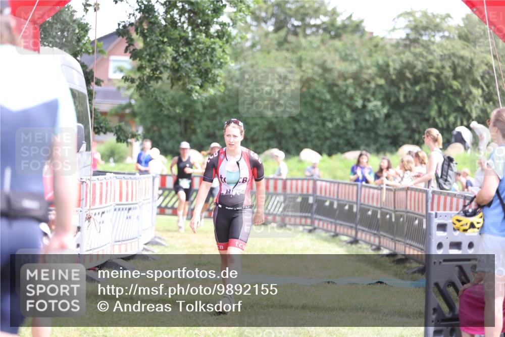 21.06.2026 - 29. Vierlanden-Triathlon Andreas Tolksdorf http://msf.ph/oto/9892155 21.06.2026 13:37:45 Ziel 846, 870, 1002, 846, 870, 1002 meine-sportfotos.de
