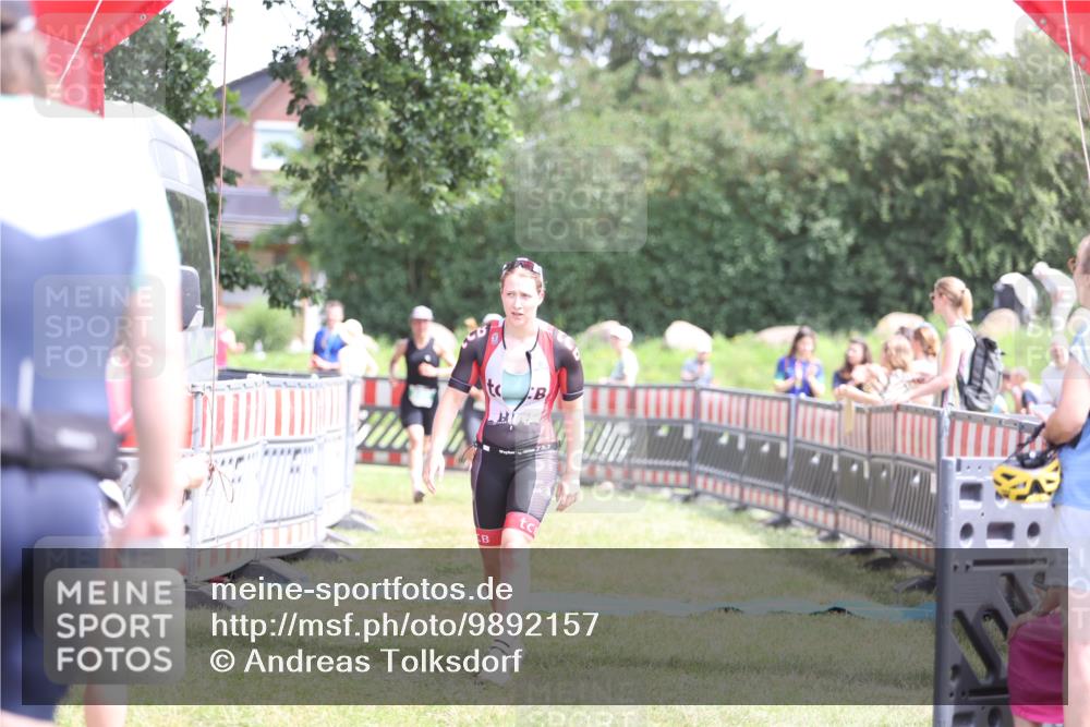 21.06.2026 - 29. Vierlanden-Triathlon Andreas Tolksdorf http://msf.ph/oto/9892157 21.06.2026 13:37:45 Ziel 846, 870, 1002, 846, 870, 1002 meine-sportfotos.de